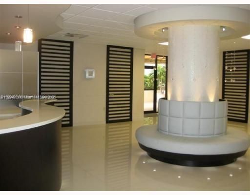 Active With Contract: $5,100 (2 beds, 2 baths, 1220 Square Feet)