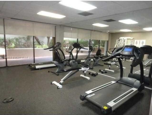 Active With Contract: $5,100 (2 beds, 2 baths, 1220 Square Feet)