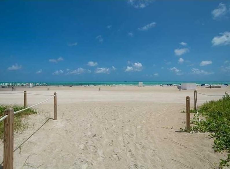 Active With Contract: $5,100 (2 beds, 2 baths, 1220 Square Feet)