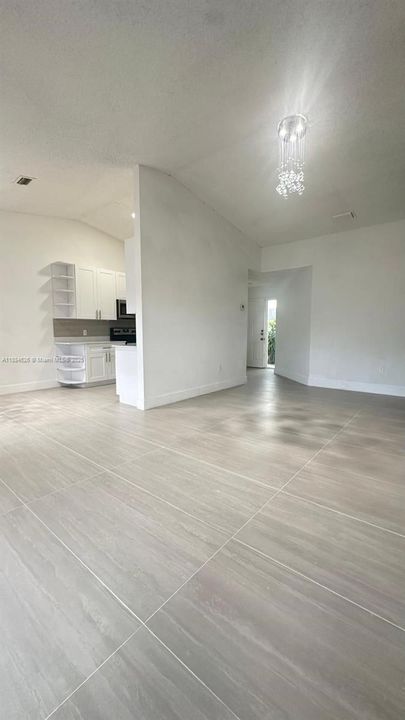 Active With Contract: $2,300 (3 beds, 2 baths, 1090 Square Feet)