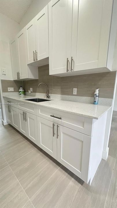 Active With Contract: $2,300 (3 beds, 2 baths, 1090 Square Feet)