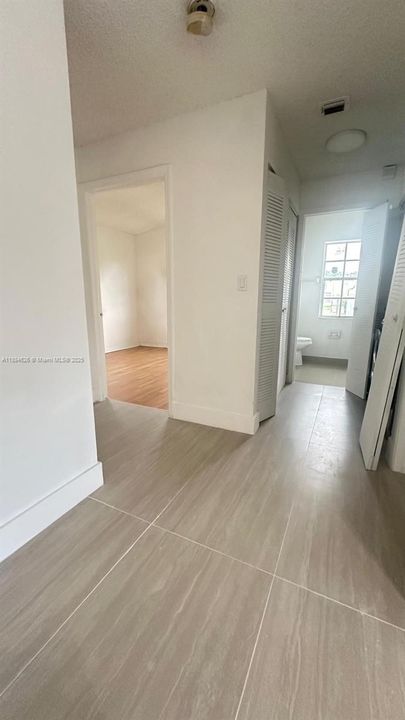 Active With Contract: $2,300 (3 beds, 2 baths, 1090 Square Feet)