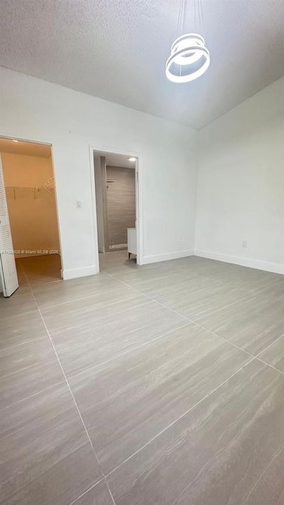 Active With Contract: $2,300 (3 beds, 2 baths, 1090 Square Feet)