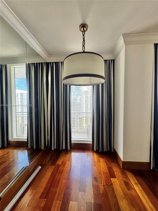 Recently Sold: $1,325,000 (2 beds, 2 baths, 1505 Square Feet)