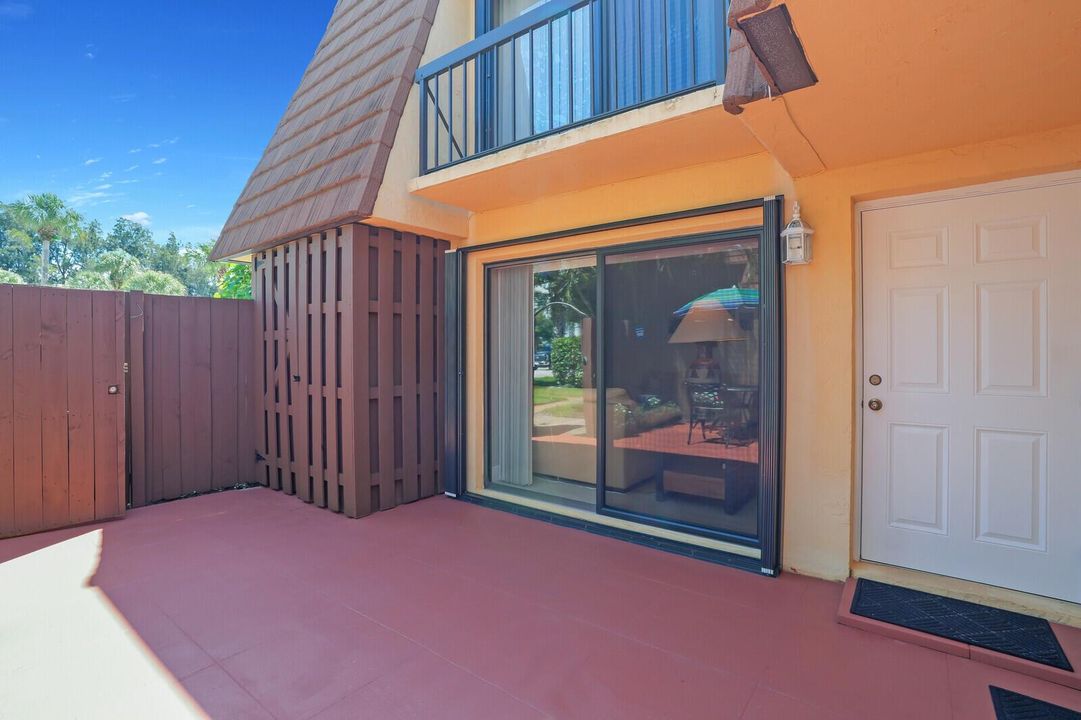 Patio extra shed