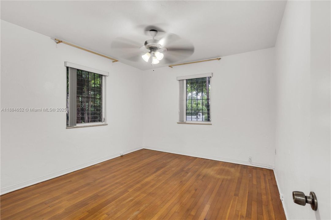 Recientemente alquilado: $3,000 (2 camas, 1 baños, 1353 Pies cuadrados)