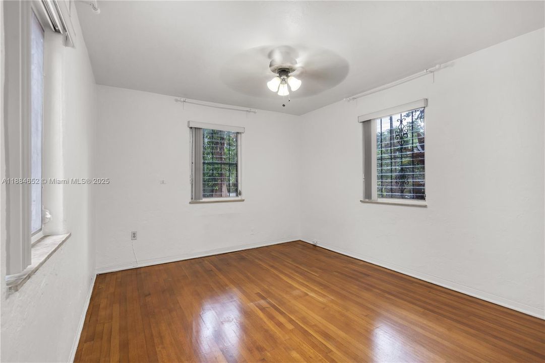 Recientemente alquilado: $3,000 (2 camas, 1 baños, 1353 Pies cuadrados)