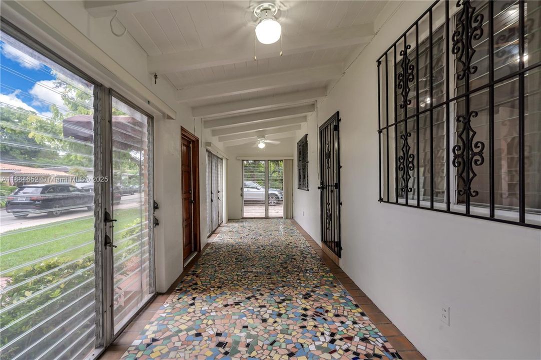 Recientemente alquilado: $3,000 (2 camas, 1 baños, 1353 Pies cuadrados)