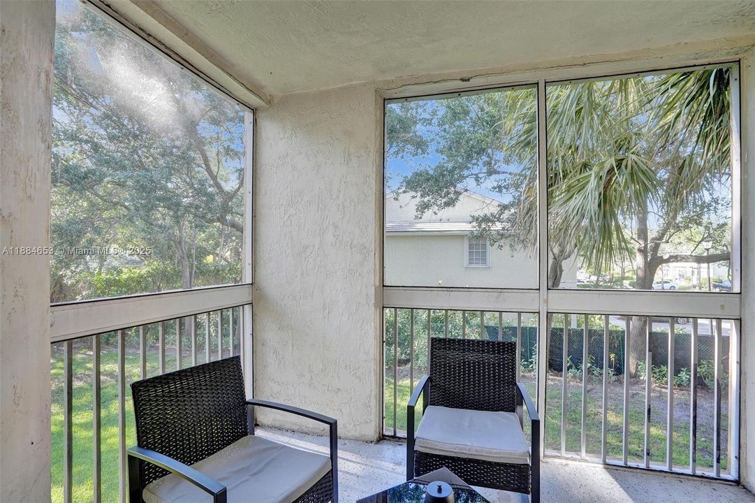 Active With Contract: $2,700 (3 beds, 2 baths, 1100 Square Feet)