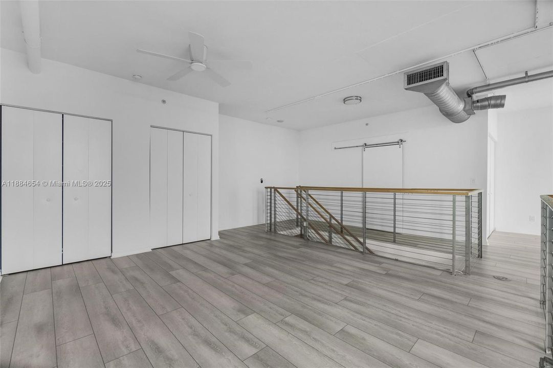 待售: $595,000 (2 贝兹, 2 浴室, 1255 平方英尺)