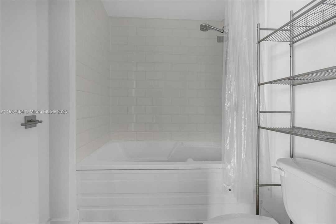 待售: $595,000 (2 贝兹, 2 浴室, 1255 平方英尺)