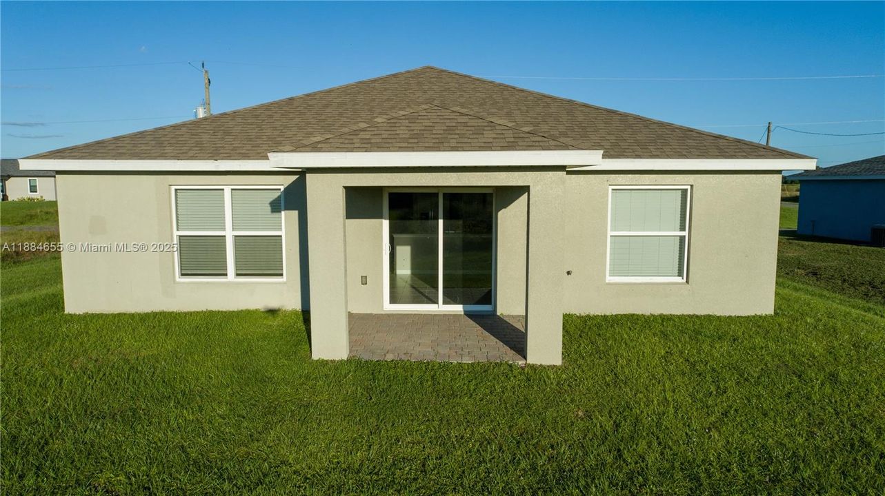 For Sale: $269,900 (3 beds, 2 baths, 1367 Square Feet)