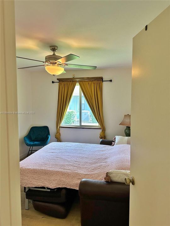 Recently Sold: $689,000 (3 beds, 2 baths, 1691 Square Feet)