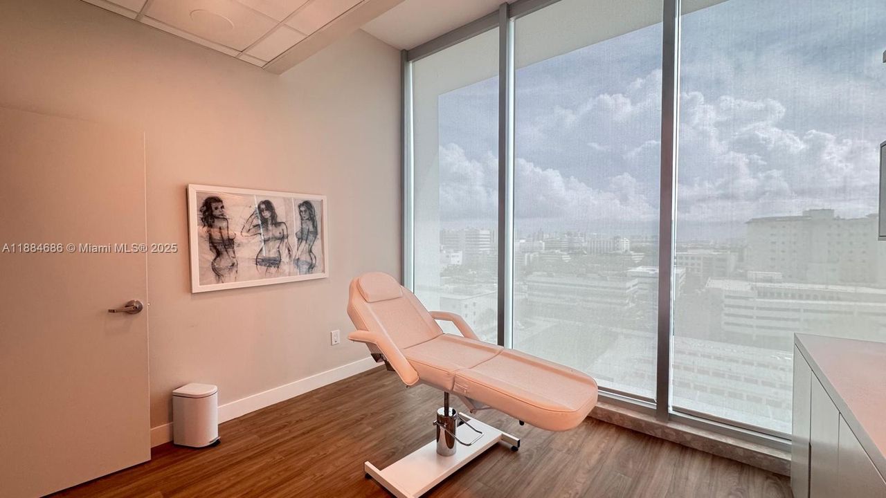 В аренду: $78 (0 спален, 0 ванн, 0 Квадратных фут)