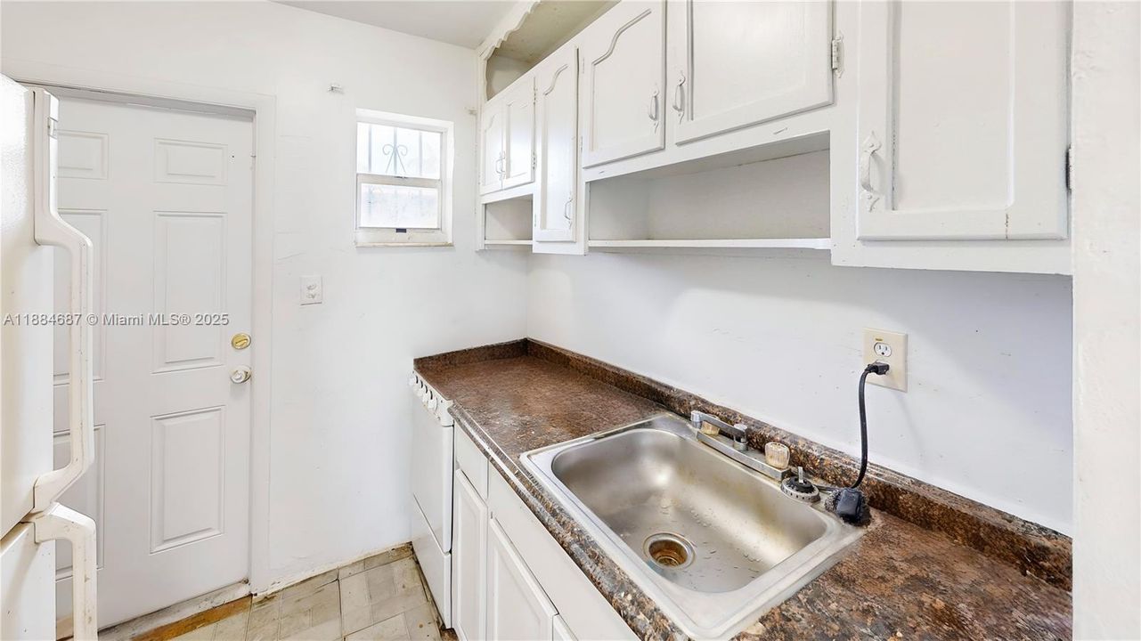 На продажу: $799,000 (0 спален, 0 ванн, 2280 Квадратных фут)