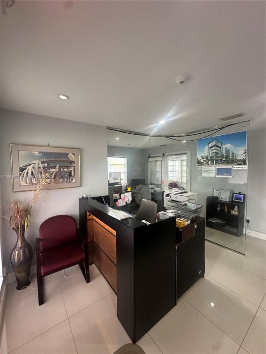 For Sale: $625,000 (3 beds, 1 baths, 1189 Square Feet)