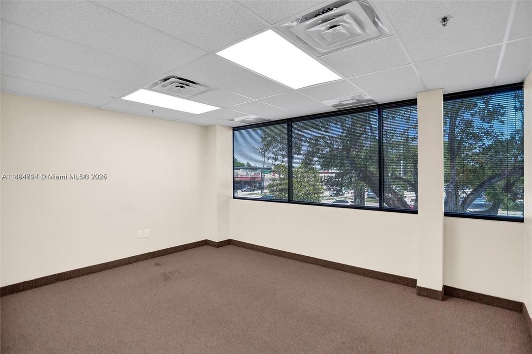 待售: $14,750,000 (0 贝兹, 0 浴室, 0 平方英尺)