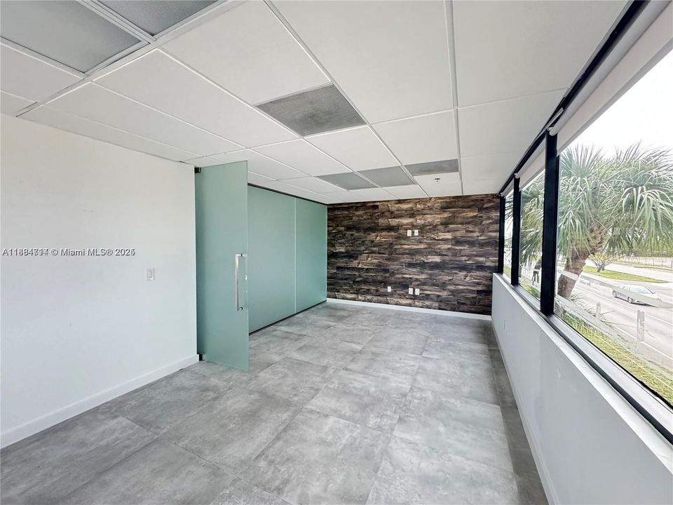 待售: $14,750,000 (0 贝兹, 0 浴室, 0 平方英尺)