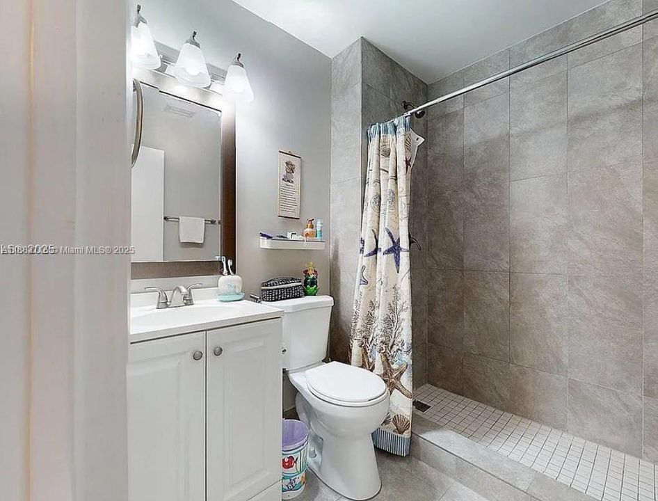 最近租的: $2,950 (3 贝兹, 2 浴室, 1340 平方英尺)