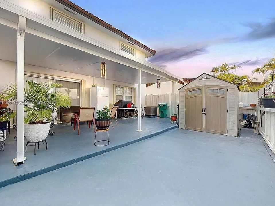 最近租的: $2,950 (3 贝兹, 2 浴室, 1340 平方英尺)