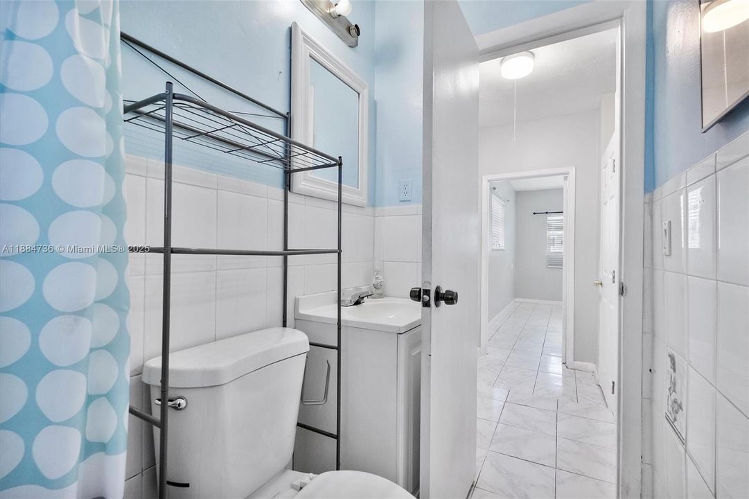 Недавно продано: $465,000 (3 спален, 3 ванн, 1356 Квадратных фут)