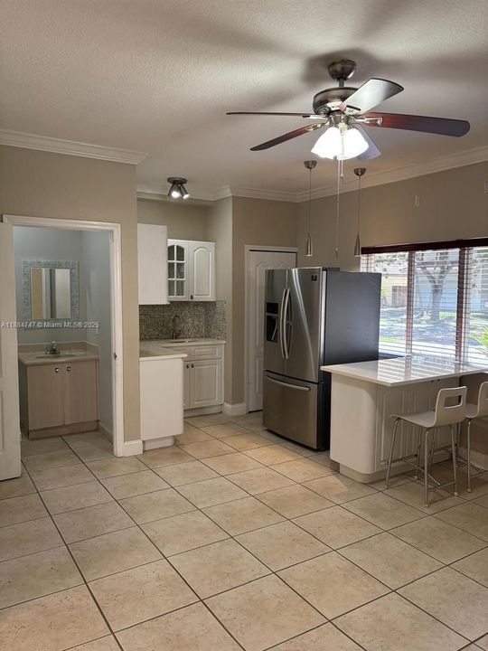 Active With Contract: $849,900 (4 beds, 4 baths, 3017 Square Feet)