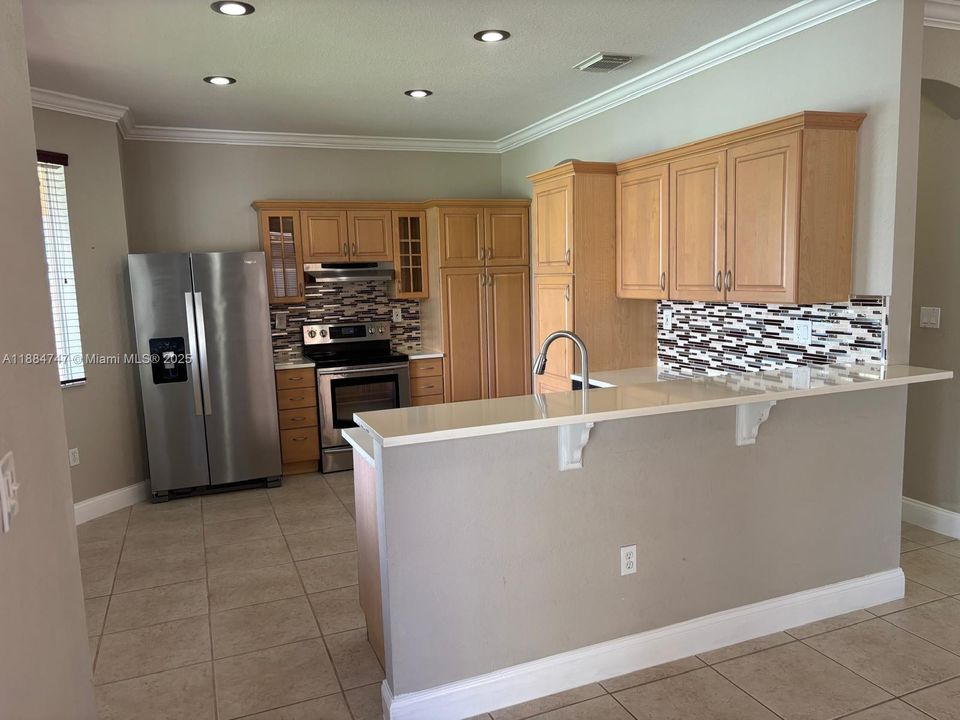 Active With Contract: $849,900 (4 beds, 4 baths, 3017 Square Feet)