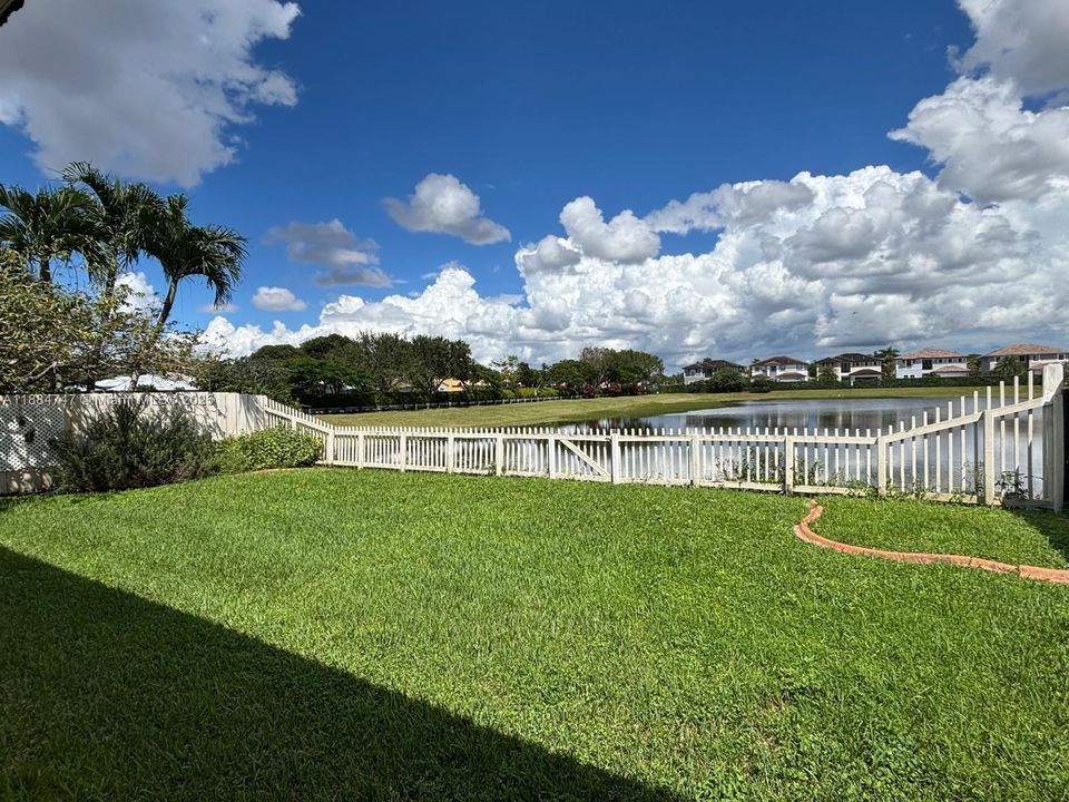 Active With Contract: $849,900 (4 beds, 4 baths, 3017 Square Feet)