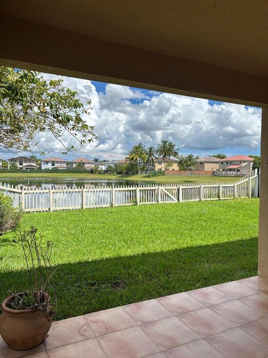 Active With Contract: $849,900 (4 beds, 4 baths, 3017 Square Feet)