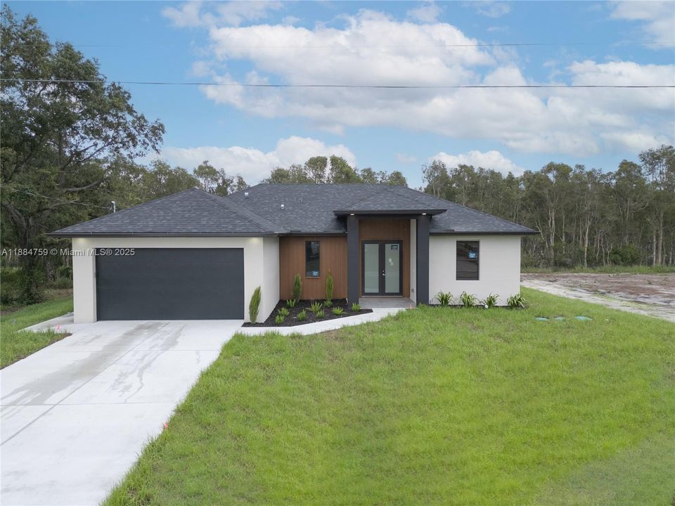 En Venta: $330,000 (3 camas, 2 baños, 1536 Pies cuadrados)