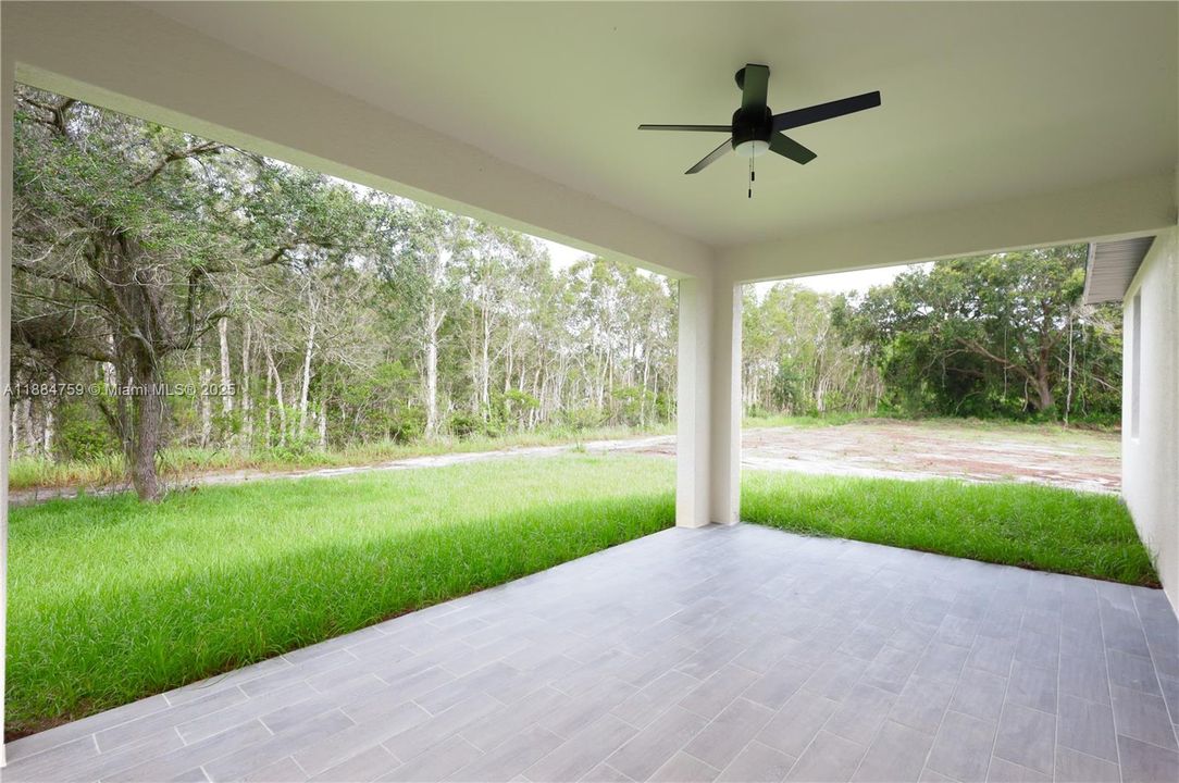 En Venta: $330,000 (3 camas, 2 baños, 1536 Pies cuadrados)