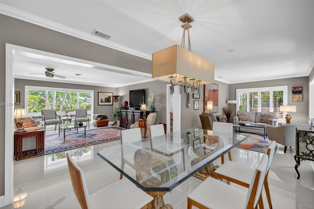 Recently Sold: $929,000 (3 beds, 2 baths, 1854 Square Feet)