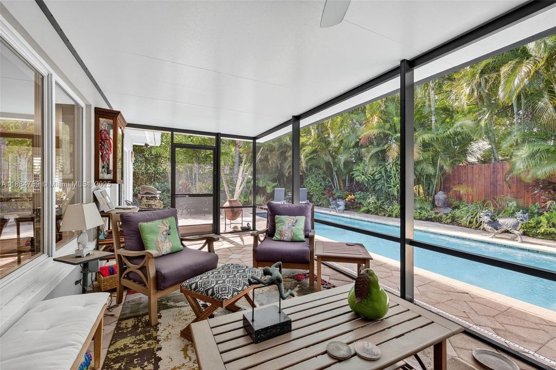 Recently Sold: $929,000 (3 beds, 2 baths, 1854 Square Feet)