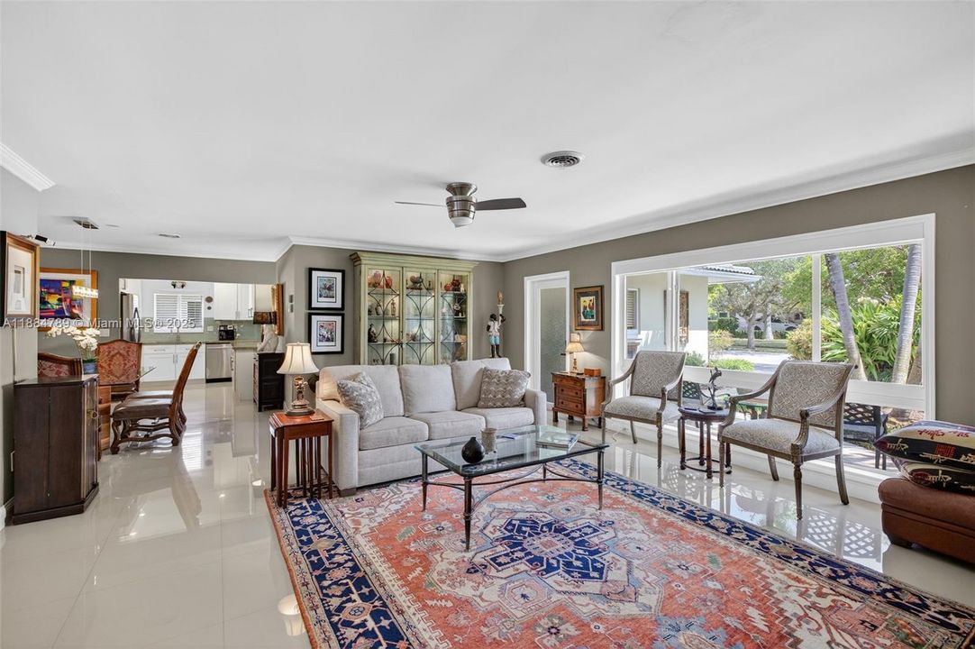 Recently Sold: $929,000 (3 beds, 2 baths, 1854 Square Feet)