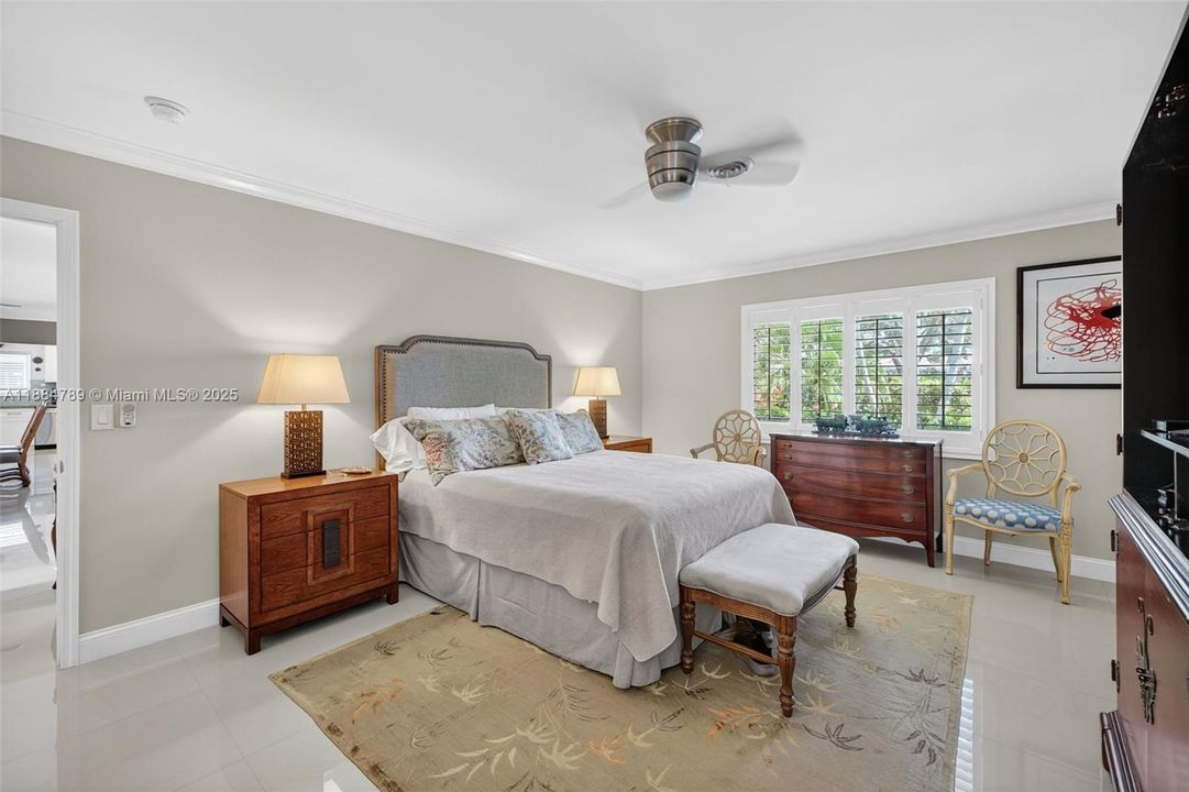 Recently Sold: $929,000 (3 beds, 2 baths, 1854 Square Feet)