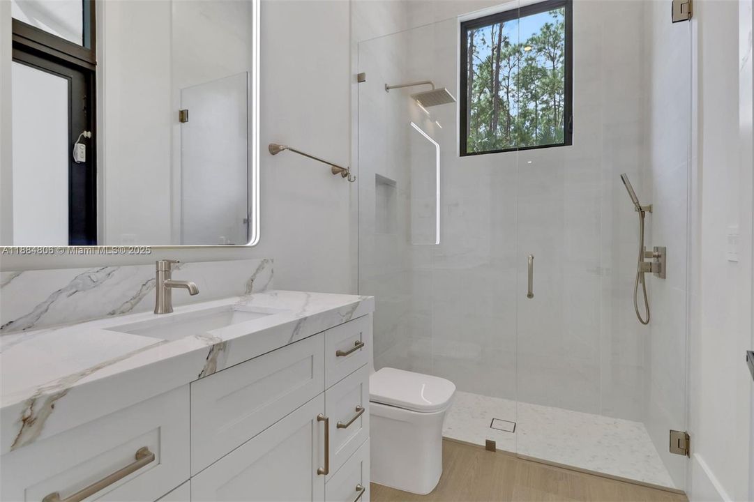 For Sale: $3,850,000 (6 beds, 5 baths, 5020 Square Feet)