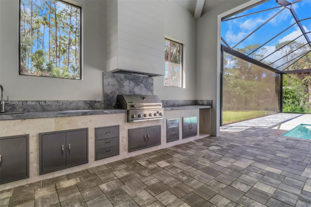 For Sale: $3,850,000 (6 beds, 5 baths, 5020 Square Feet)