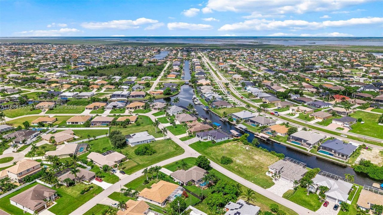 For Sale: $409,999 (4 beds, 2 baths, 0 Square Feet)