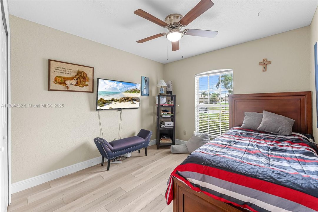 For Sale: $409,999 (4 beds, 2 baths, 0 Square Feet)