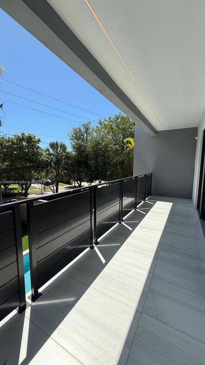 Active With Contract: $2,195,000 (4 beds, 4 baths, 3200 Square Feet)