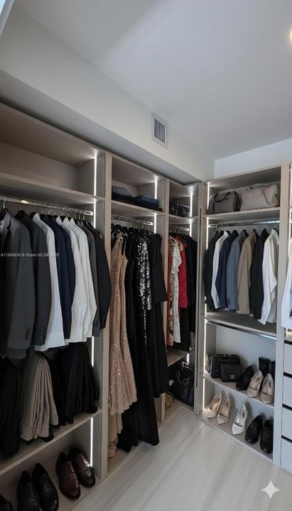 Active With Contract: $2,195,000 (4 beds, 4 baths, 3200 Square Feet)