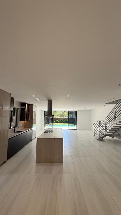 Active With Contract: $2,195,000 (4 beds, 4 baths, 3200 Square Feet)