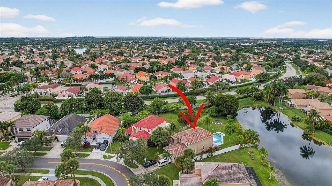 Active With Contract: $795,000 (4 beds, 2 baths, 2197 Square Feet)