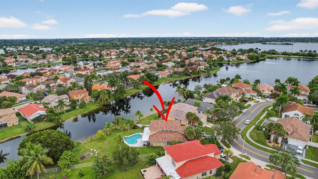 Active With Contract: $795,000 (4 beds, 2 baths, 2197 Square Feet)