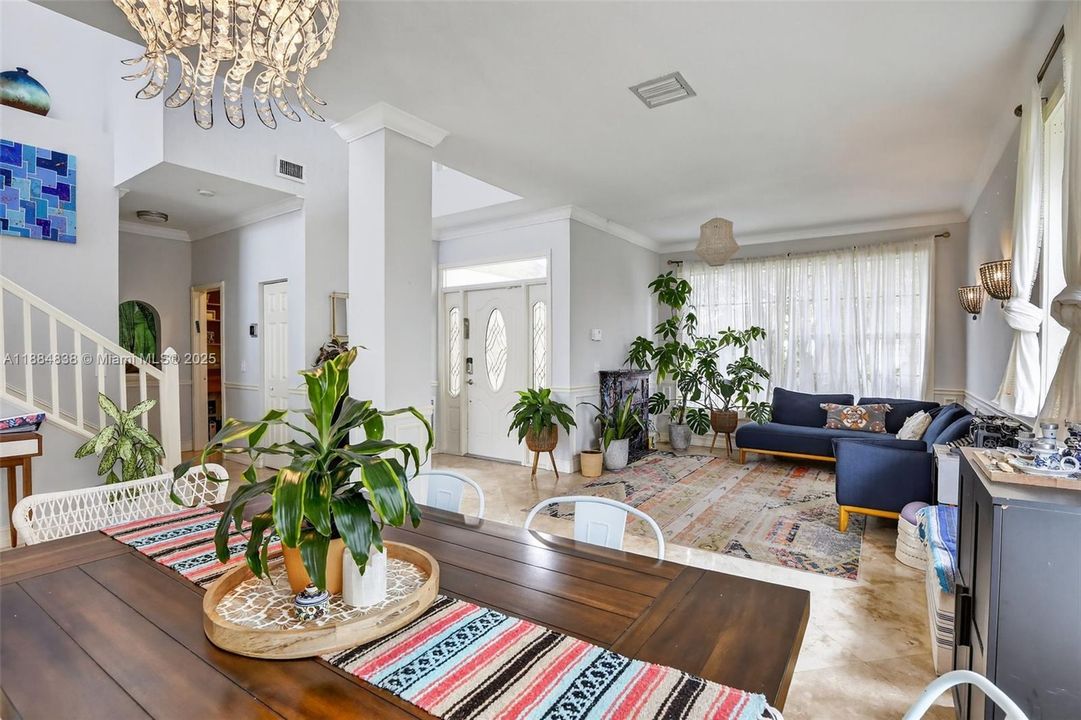 Active With Contract: $795,000 (4 beds, 2 baths, 2197 Square Feet)