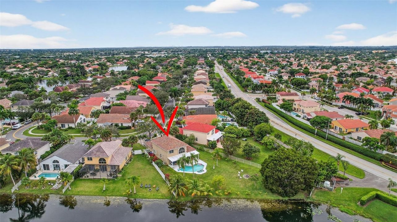 Active With Contract: $795,000 (4 beds, 2 baths, 2197 Square Feet)