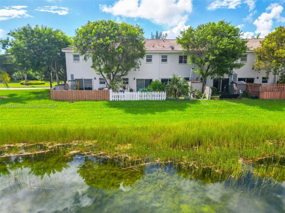 En Venta: $315,000 (3 camas, 2 baños, 1518 Pies cuadrados)