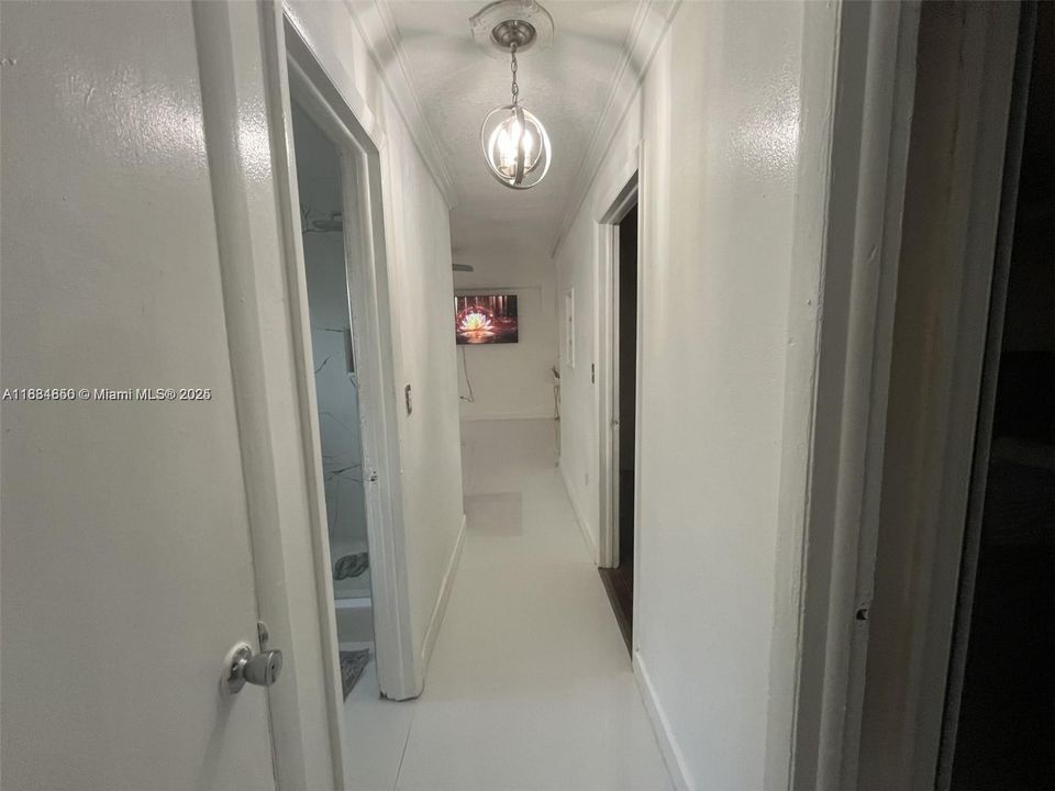 For Sale: $530,000 (4 beds, 2 baths, 1610 Square Feet)