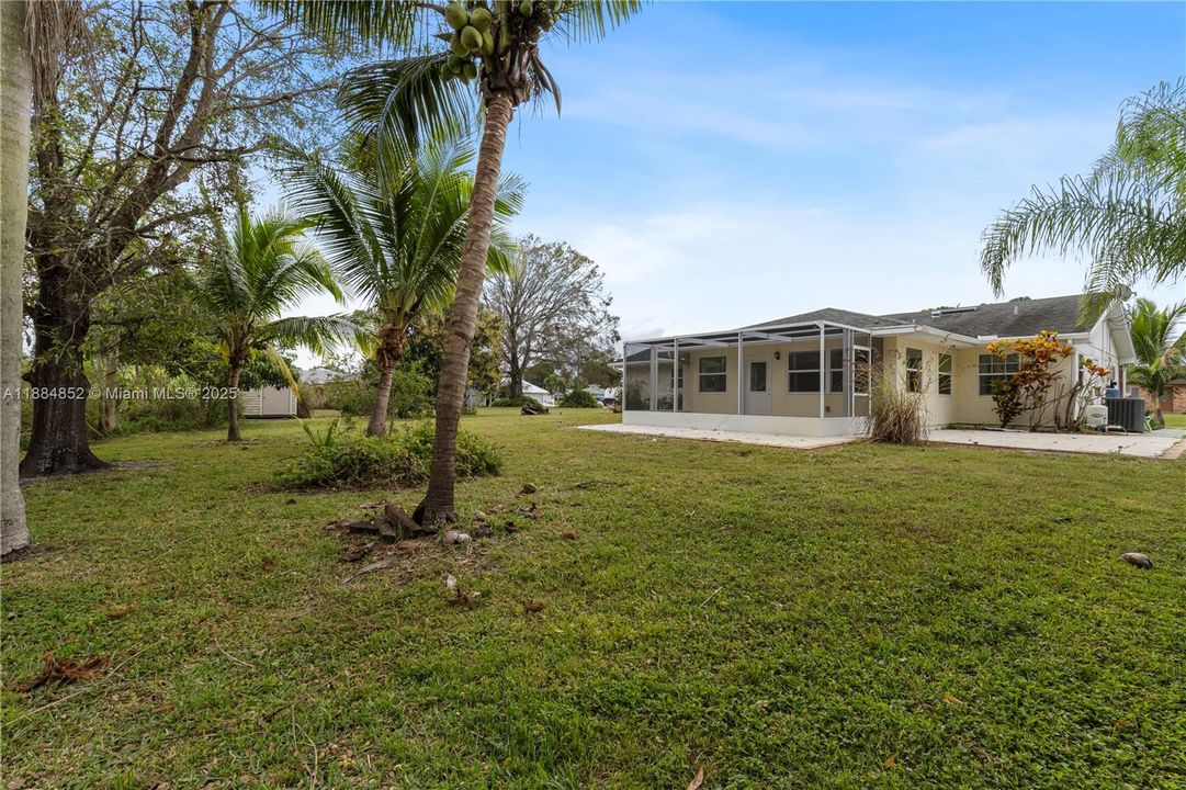 最近售出: $349,990 (3 贝兹, 2 浴室, 1591 平方英尺)