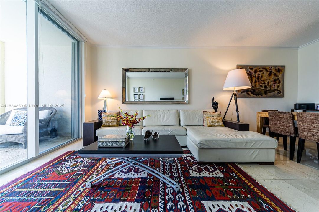 最近租的: $9,000 (2 贝兹, 2 浴室, 1450 平方英尺)